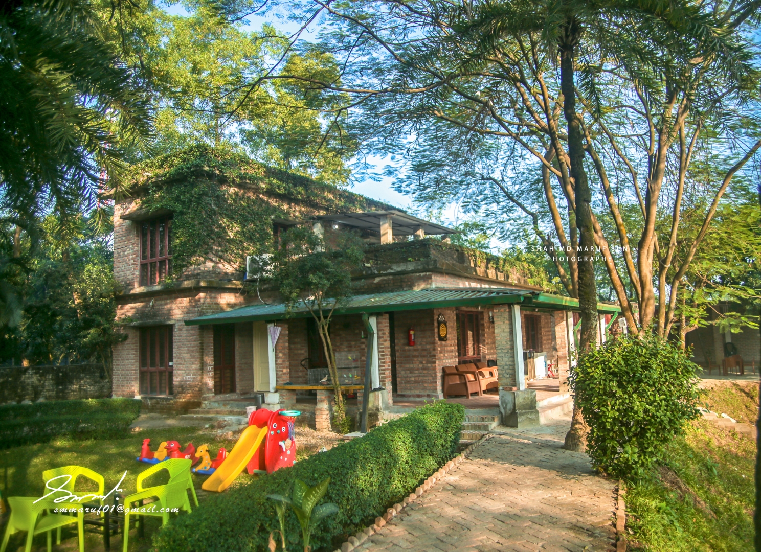 Motel Carousel Image